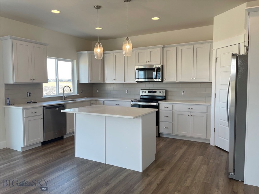B Kitchen