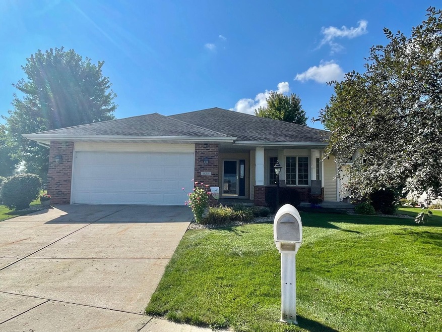 825 Charles Ct unit 20, Oregon, WI 53575 - photo 1