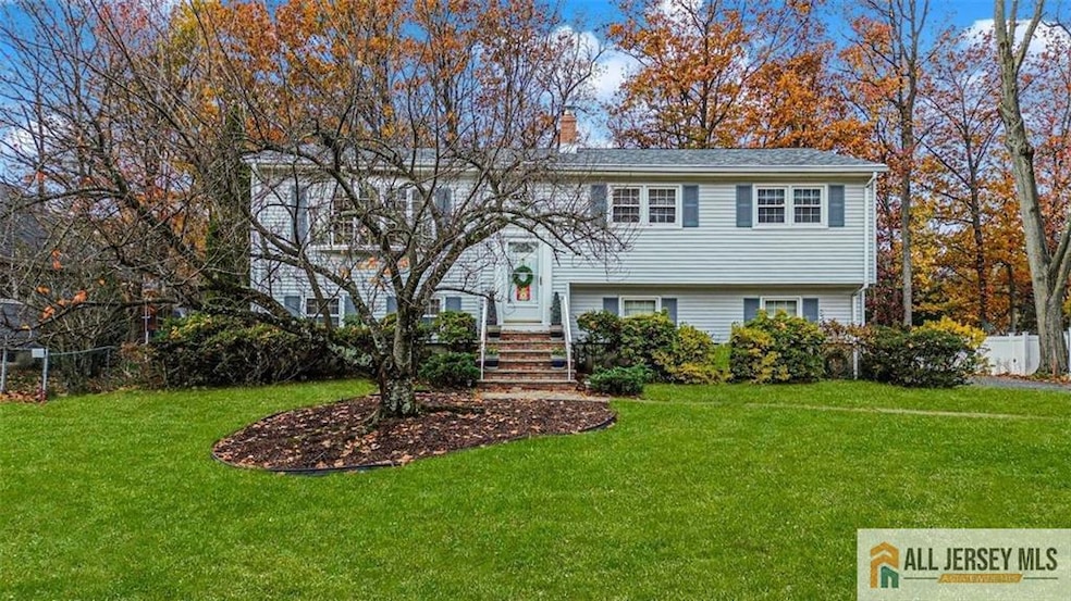 23 Jonathan Dr, Edison, NJ 08820 - photo 1