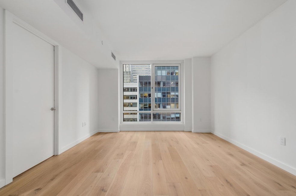 Monogram New York unit 19F, New York, NY 10017 - photo 1