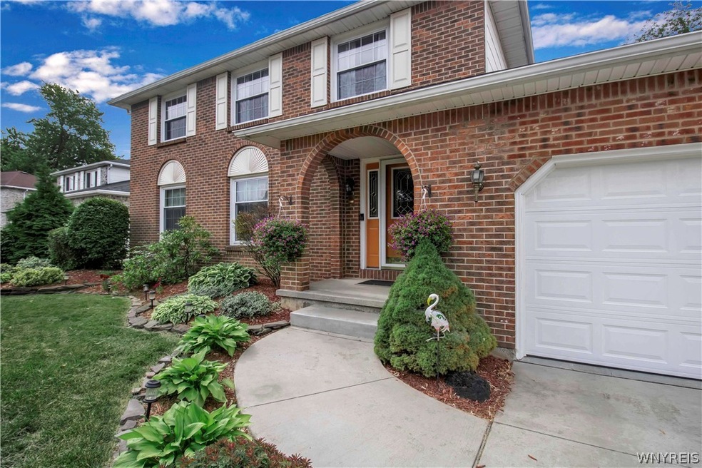 1083 Bowen Dr E, North Tonawanda, NY 14120 - photo 1