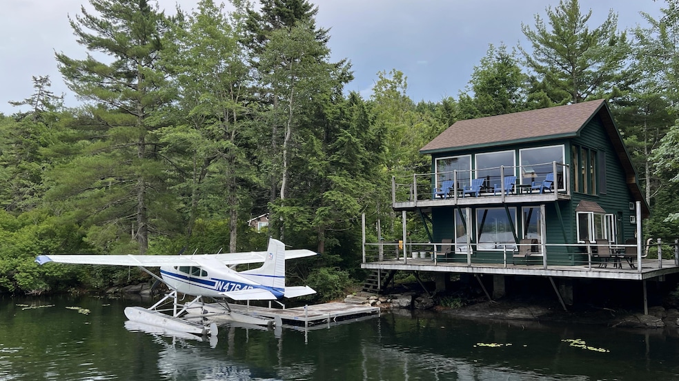 For Sale $439,000
