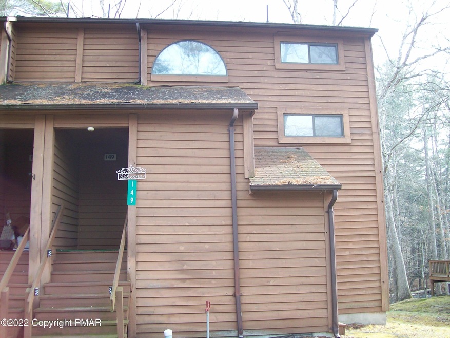 149 English Ct, Bushkill, PA 18324 - photo 1