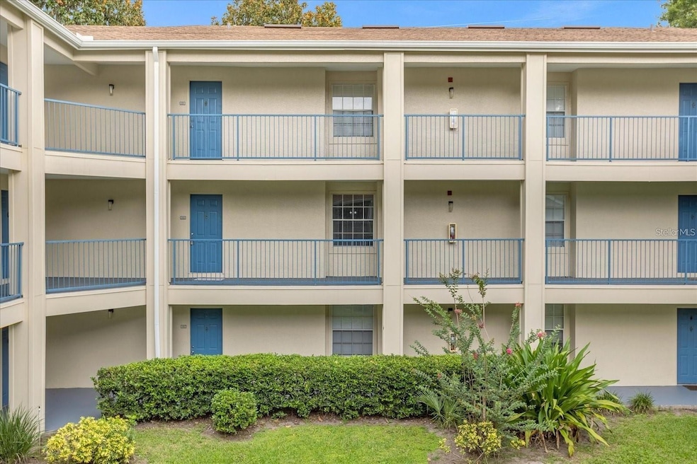 7210 Westpointe Blvd unit 1323, Orlando, FL 32835 - photo 1