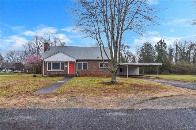 404 Hartness Rd, Statesville, NC 28677 - photo 1