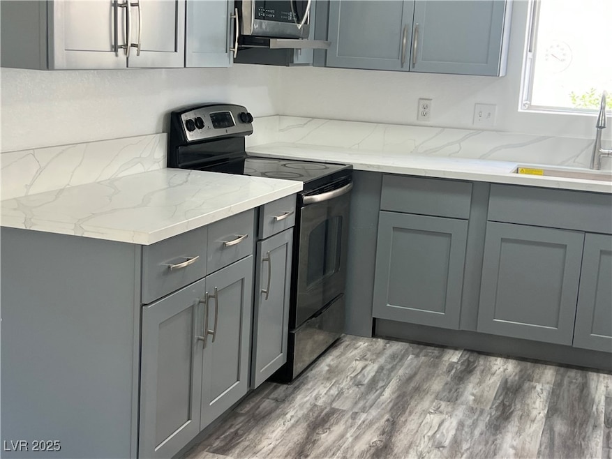 158 Greenbriar Townhouse Way, Las Vegas, NV 89121 - photo 1