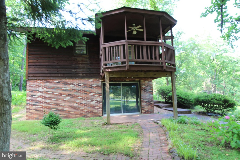 109 Battle Mountain Rd, Amissville, VA 20106 - photo 1