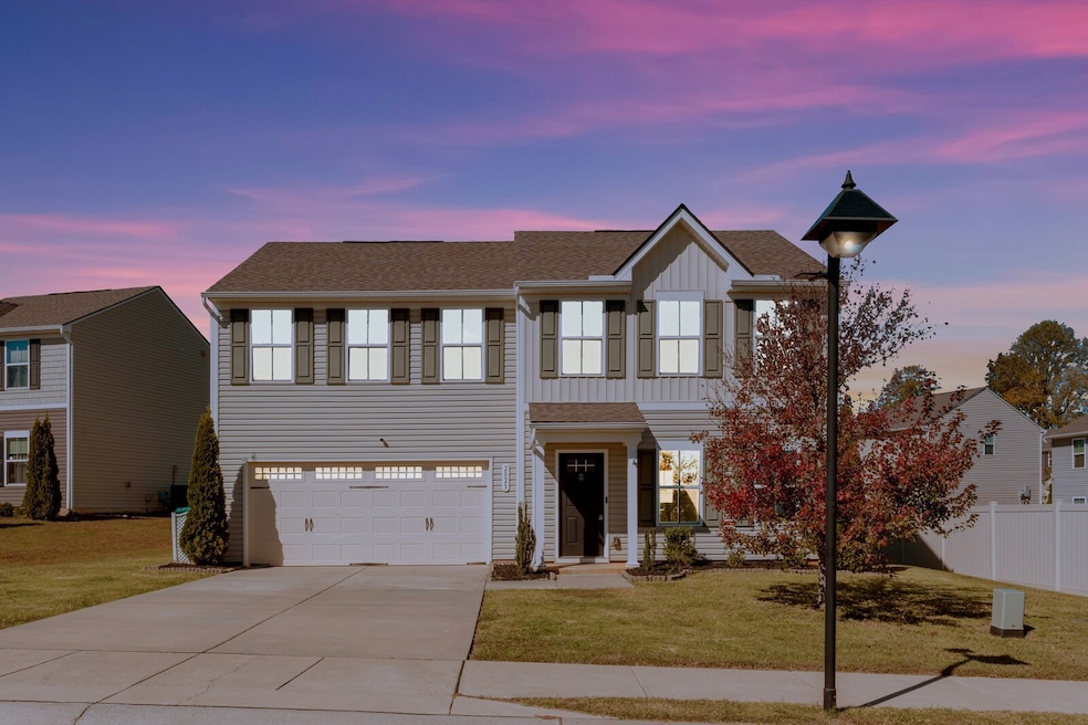 2023 Brokeshire Dr, White House, TN 37188 - photo 1