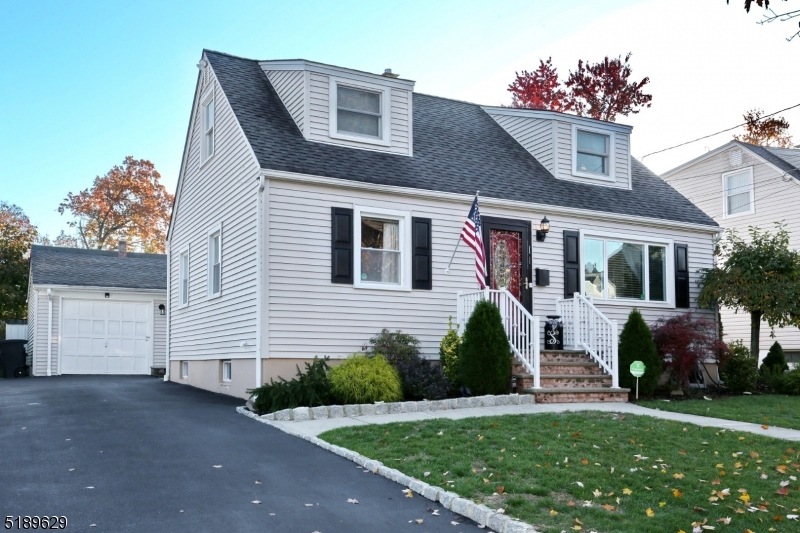 11 Orange Ave, Elmwood Park, NJ 07407 - photo 1