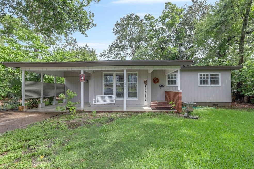 1821 Jackson Bluff Rd, Tallahassee, FL 32304 - photo 1