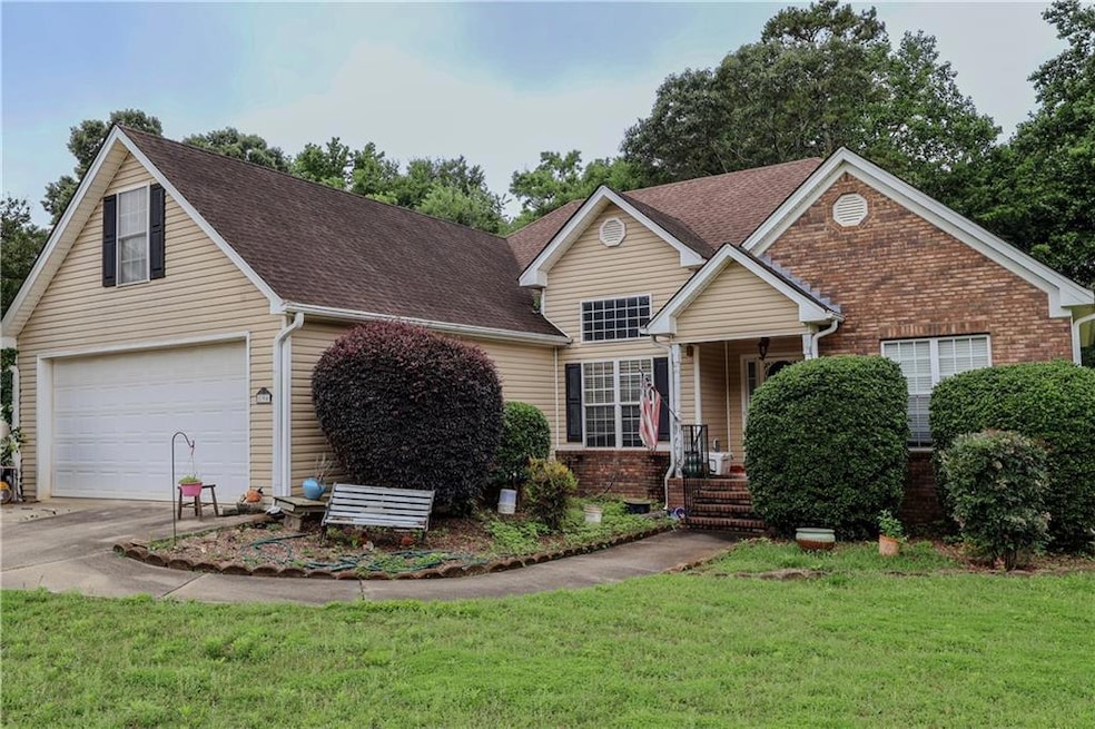 Traditional home with a Ranch home with basement