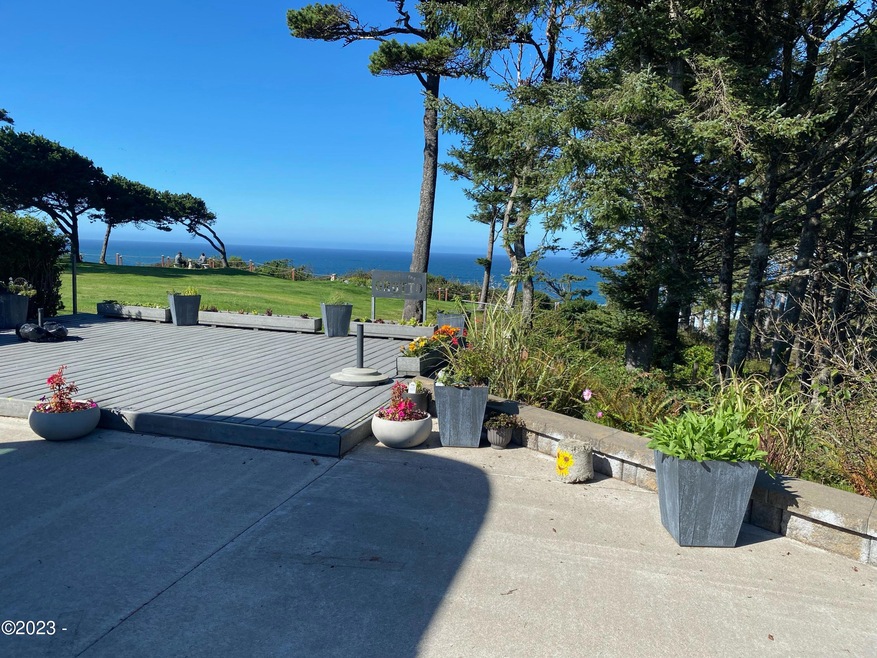 Pacific Shores