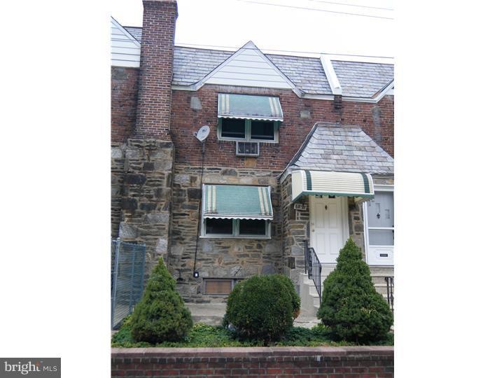 6827 Radbourne Rd, Upper Darby, PA 19082 - photo 1