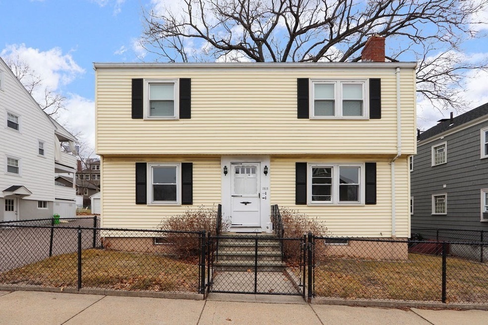 1515 Centre St unit 1, West Roxbury, MA 02132 - photo 1