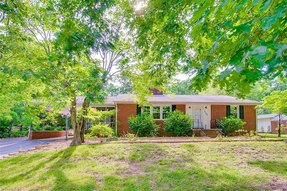 1705 Brookdale Dr, Asheboro, NC 27205 - photo 1