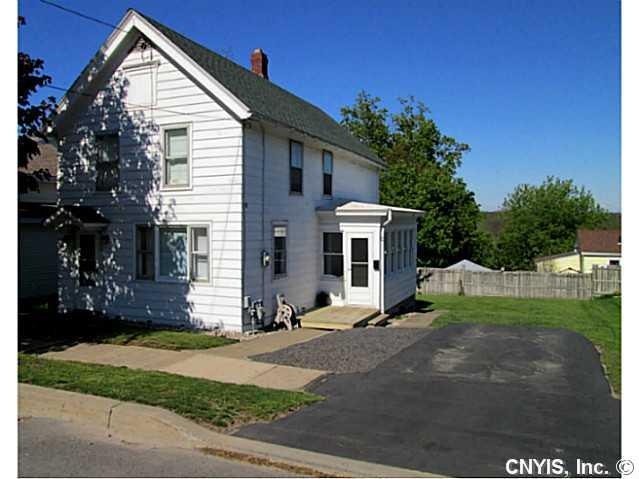 Exterior Front. Great home in quiet neighborhood c