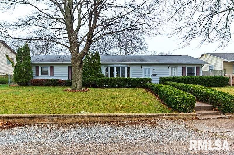 4311 N Hancock Ave, Davenport, IA 52806 - photo 1