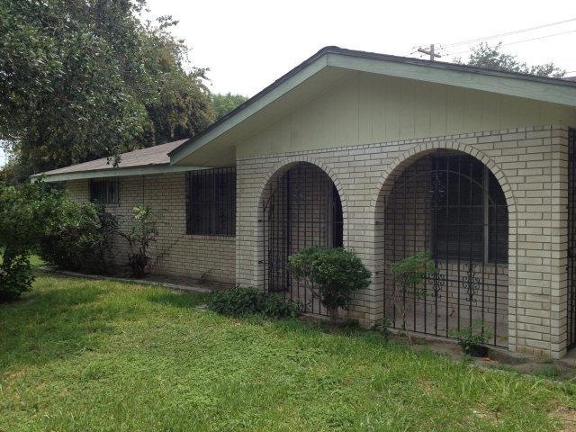 1111 W 4th St, Weslaco, TX 78596 - photo 1