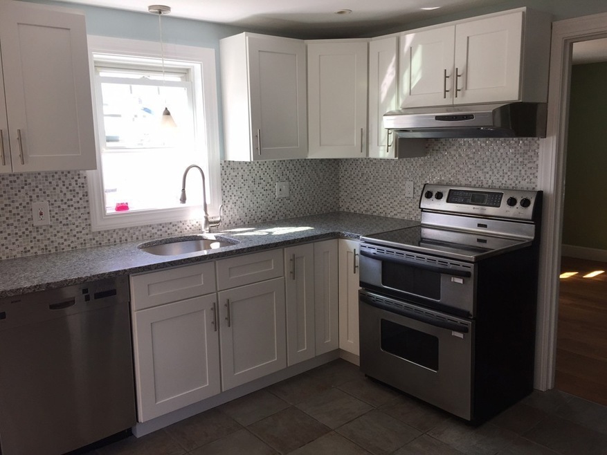 95 Leeds St, Worcester, MA 01606 - photo 1