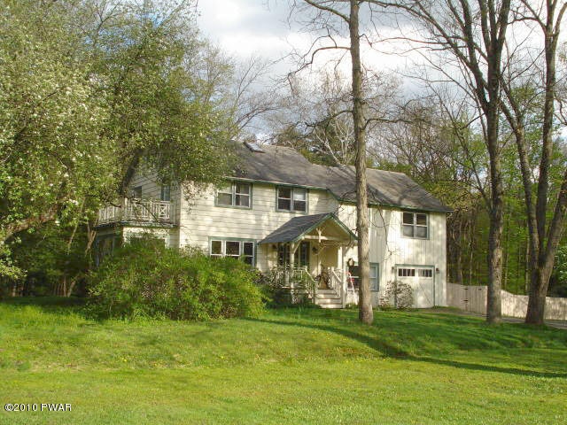 123 Moon Valley Rd, Milford, PA 18337 - photo 1