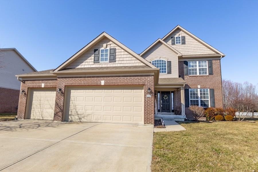 5704 Yorktown Rd, Plainfield, IN 46168 - photo 1