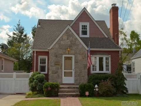 235 Marshall Ave, West Hempstead, NY 11552 - photo 1