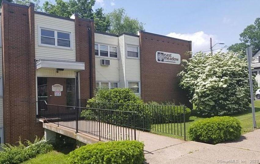 9 Thompson Rd unit 2C, Manchester, CT 06040 - photo 1