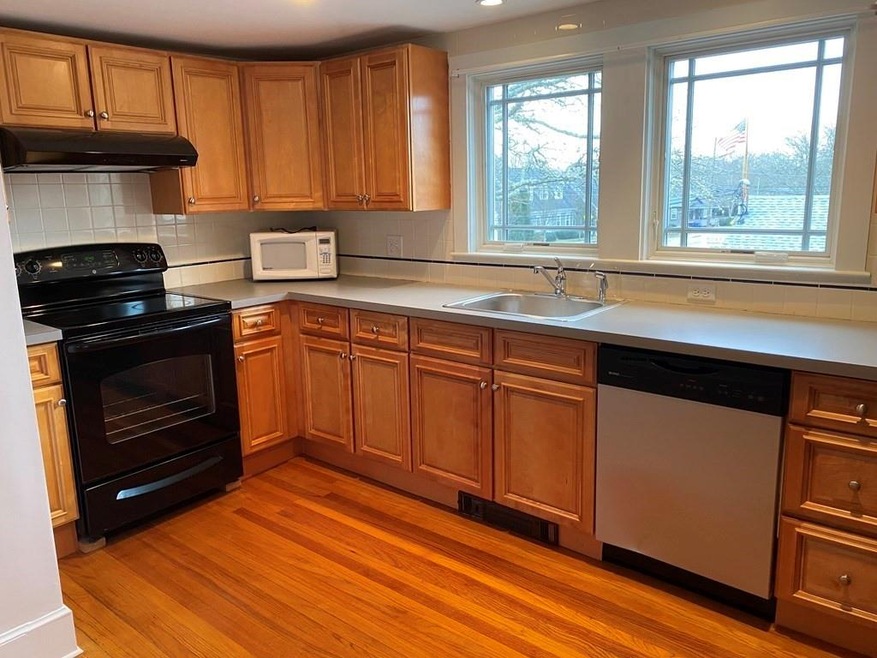 21 County Rd unit 2, Mattapoisett, MA 02739 - photo 1