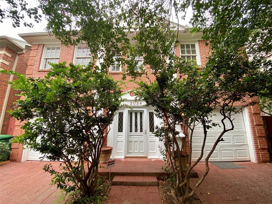 2024 Indiana St, Houston, TX 77019 - photo 1