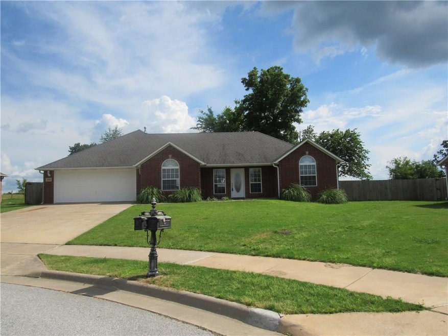 5006 David Dr, Siloam Springs, AR 72761 - photo 1