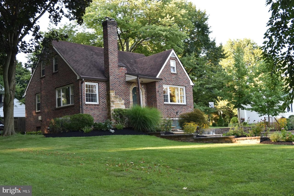 102 Gail Rd, Devon, PA 19333 - photo 1