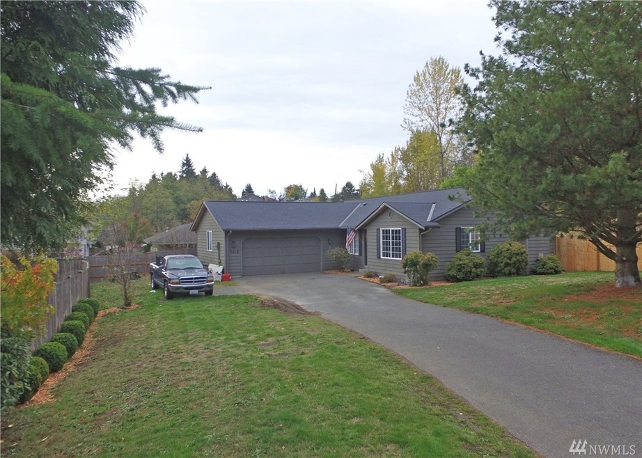 8618 Xavier Way, Everett, WA 98208 - photo 1