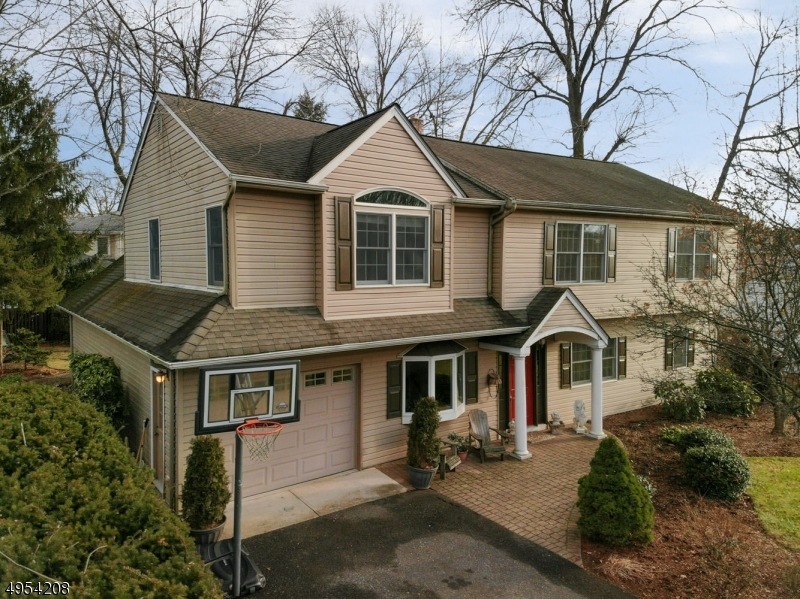 376 Hickory Ave, Paramus, NJ 07652 - photo 1