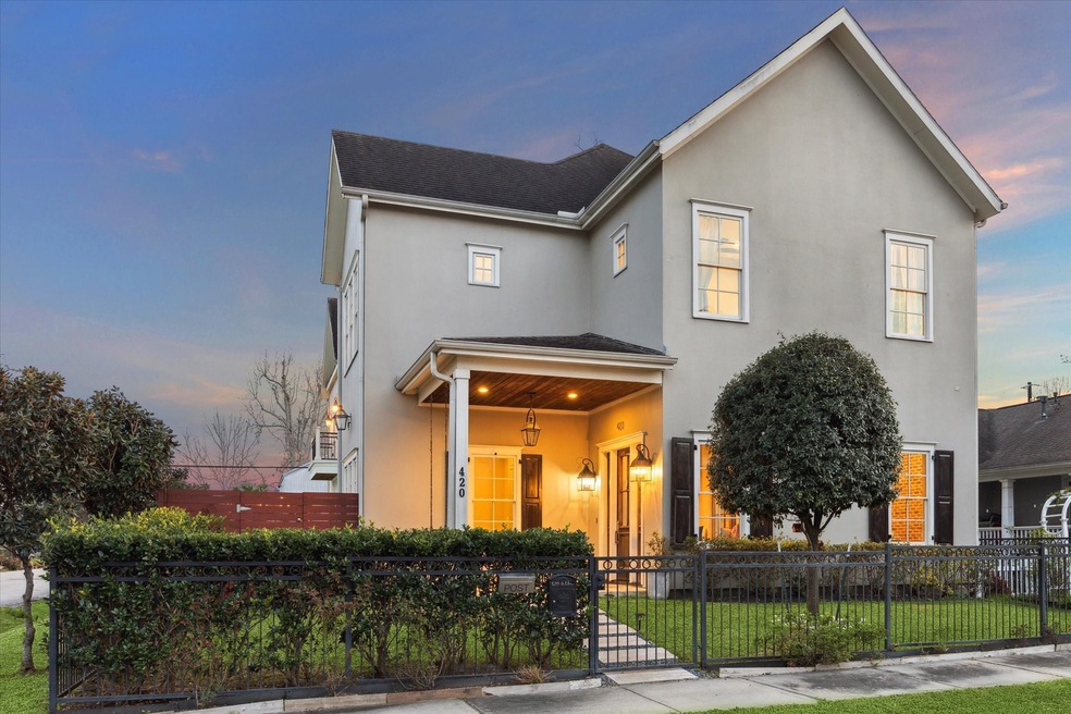 420 Aurora St, Houston, TX 77008 - photo 1