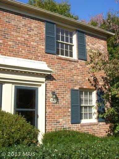 5804 Torington Dr unit 866, Springfield, VA 22152 - photo 1