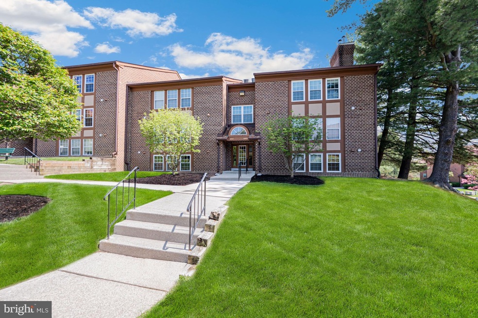 6947 Clearwind Ct, Baltimore, MD 21209 - photo 1