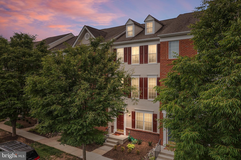 25363 Crossfield Dr, Chantilly, VA 20152 - photo 1