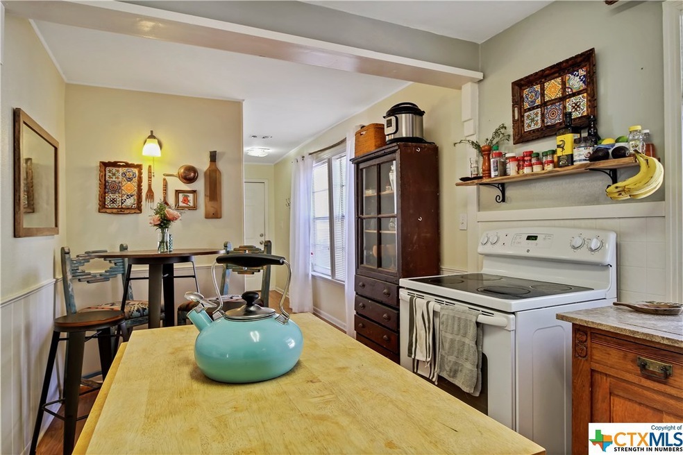 725 Viola St, San Marcos, TX 78666 - photo 1