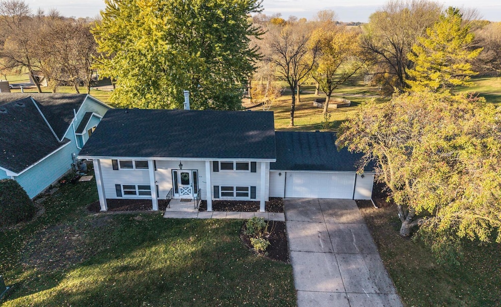 For Sale $320,000 • Co-Listing Agent