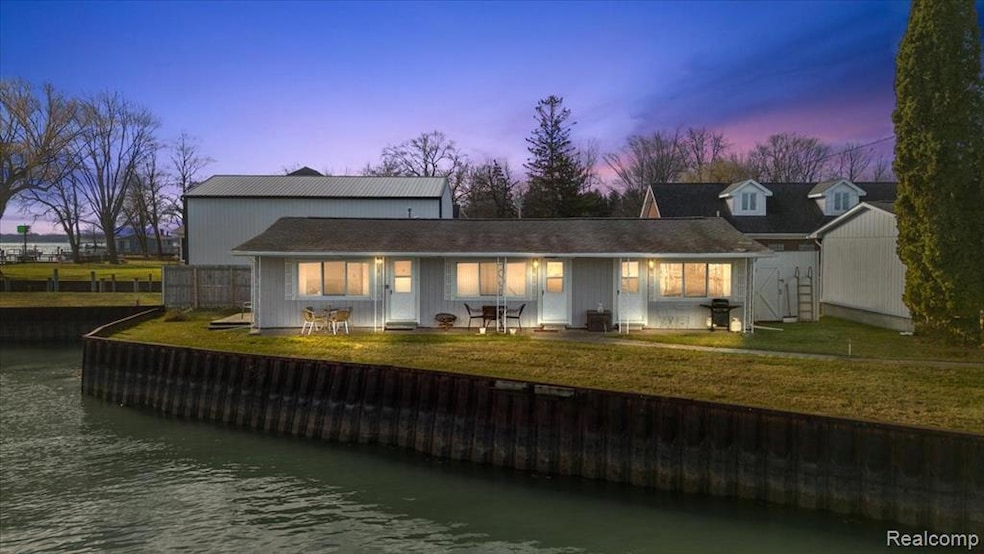 9287 N River Rd unit 2, Clay Township, MI 48001 - photo 1