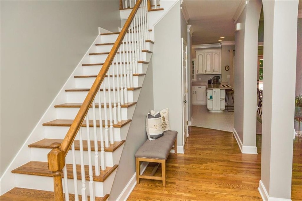 978 Laurel Springs Ln SW, Marietta, GA 30064 - photo 1