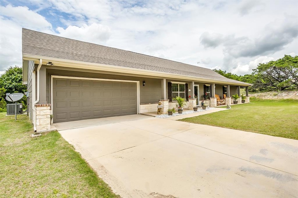 107 Brazos Valley Ln, Weatherford, TX 76087 - photo 1