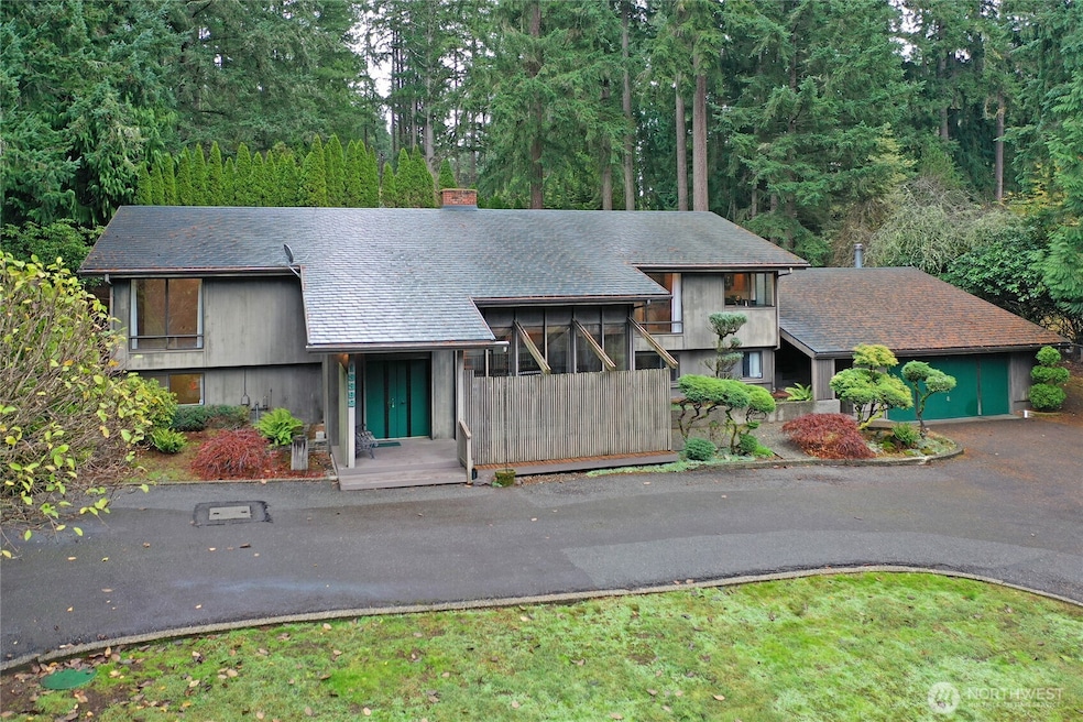 13392 Hidden Cove Ln NE, Bainbridge Island, WA 98110 - photo 1