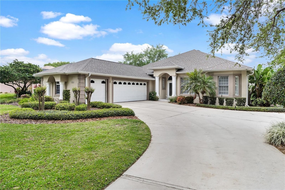 Golf Frontage Home!!
