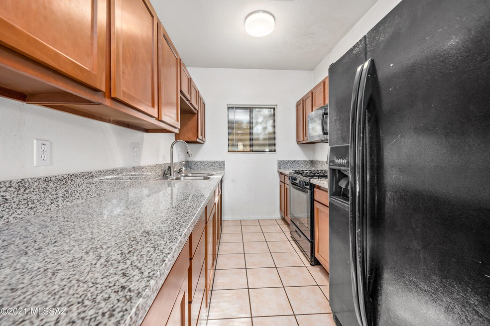 1205 E Greenlee Rd unit 1, Tucson, AZ 85719 - photo 1