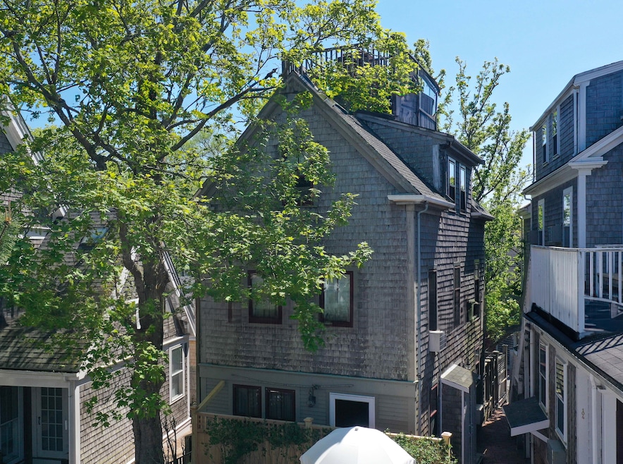 Pending $2,495,000