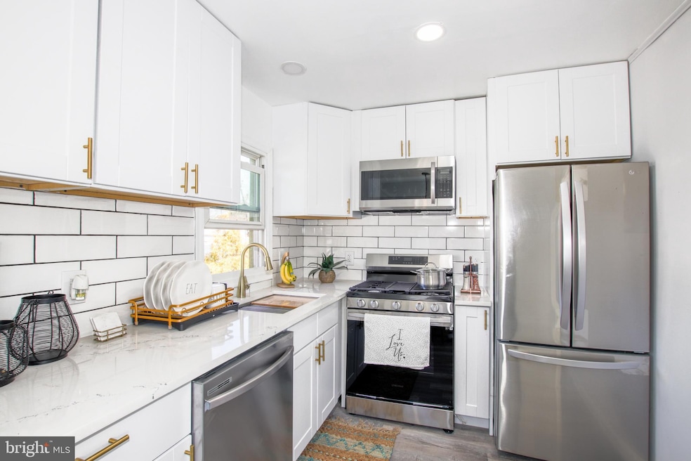 202 Fenimore St, Vineland, NJ 08360 - photo 1