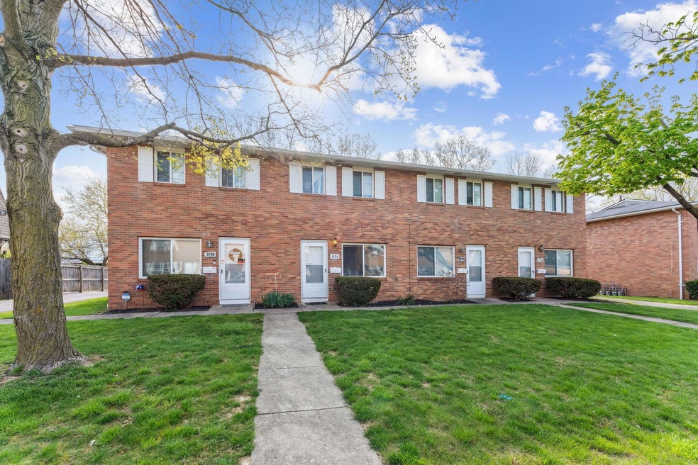 1132 Mccarley Dr E, Columbus, OH 43228 - photo 1