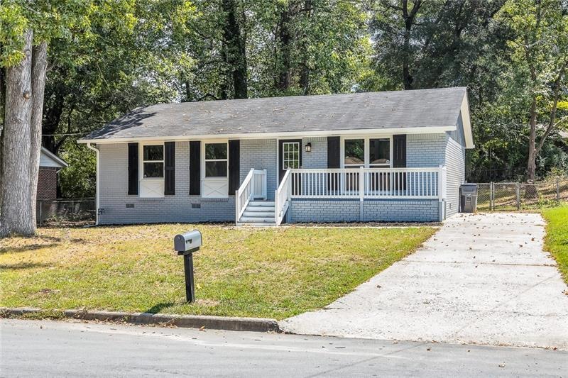 2884 Carriage Ln, Atlanta, GA 30349 - photo 1