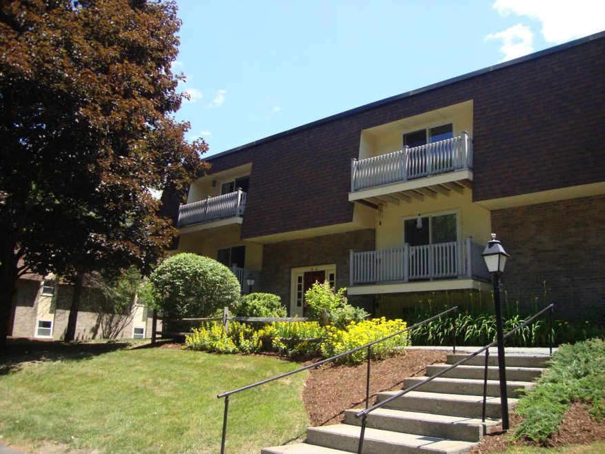 35 Seminary Hill unit 30, West Lebanon, NH 03784 - photo 1